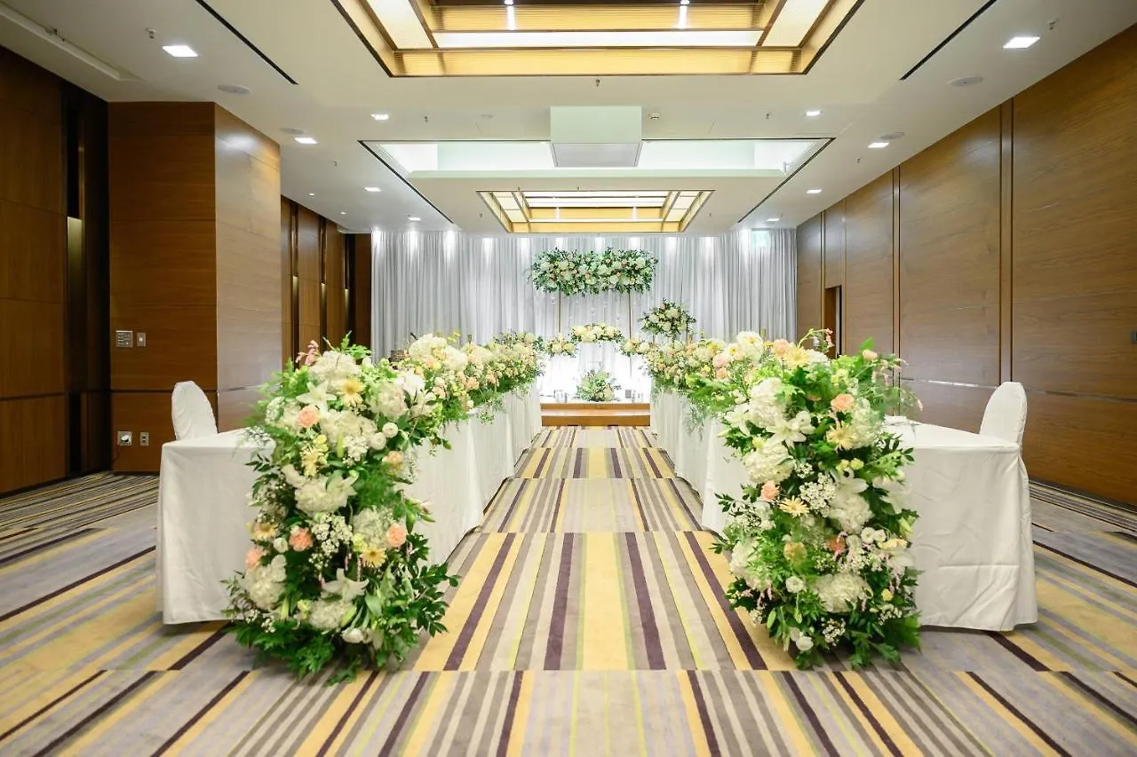 Courtyard By Marriott Seoul Times Square Hotel
